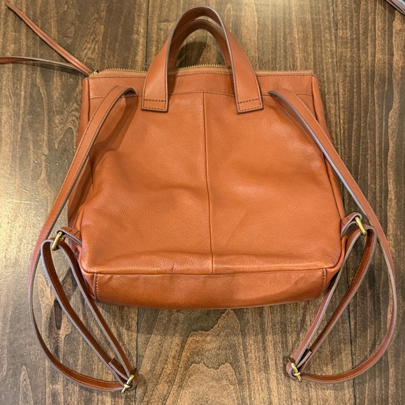 Fossil leather backpack purse main image 5